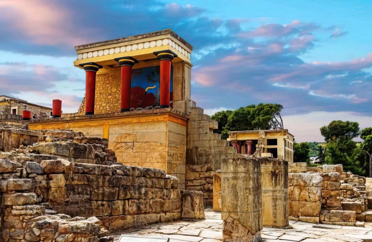 A&m In Center Heraklion (Crete)